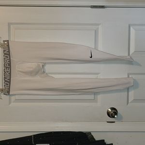 Nike Men's Pro Hypercool Full Length Training Tights in White, Size M.